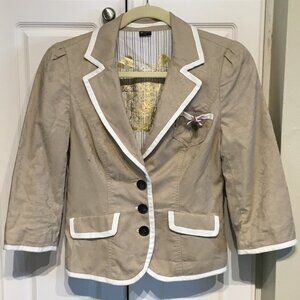 Guess Tan Crop Jacket w/White Trim Size XS